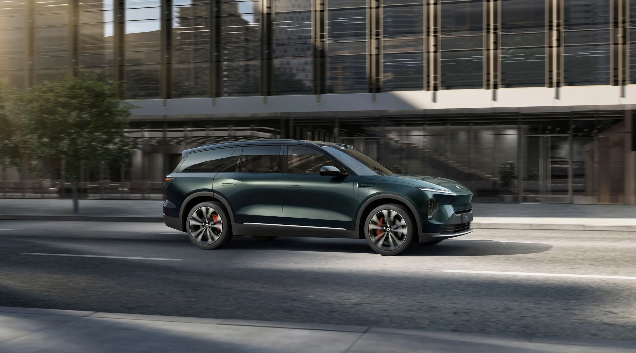 NIO ES8 — ujęcie z galerii modelu